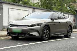 比亚迪 汉 2022款 EV 创世版 715KM前驱尊荣型