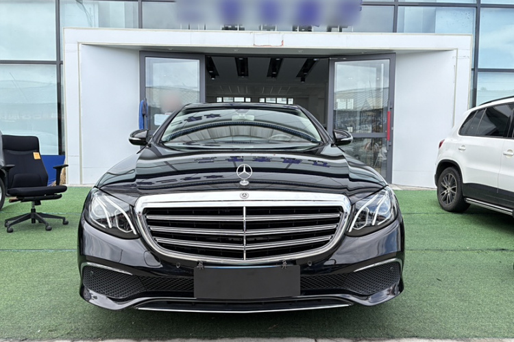 奔驰E级 2019款 E 200 L 4MATIC车身外观6001