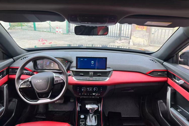 东风风神 奕炫GS 2021款 230T 自动追曜武士版中控内饰7001