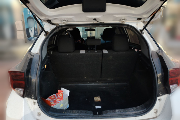 丰田 YARiS L 致炫 2022款 致炫X 1.5L CVT领先PLUS版局部细节23