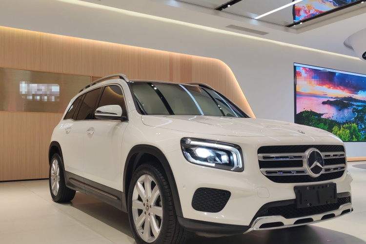 奔驰GLB 2020款 改款 GLB 200 时尚型车身外观6002