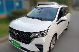 五菱汽车 五菱佳辰 2022款 1.5T 手动舒享活力型