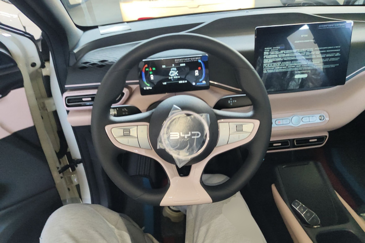 比亚迪 海鸥 2025款 305km 活力版中控内饰13