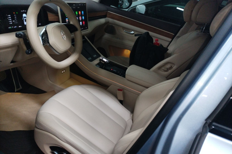 鸿蒙智行 问界M7 2024款 1.5T 后驱Plus版 5座局部细节19