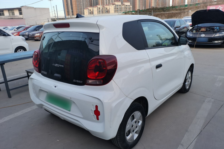 荣威 科莱威CLEVER 2021款 302km全能版车身外观7