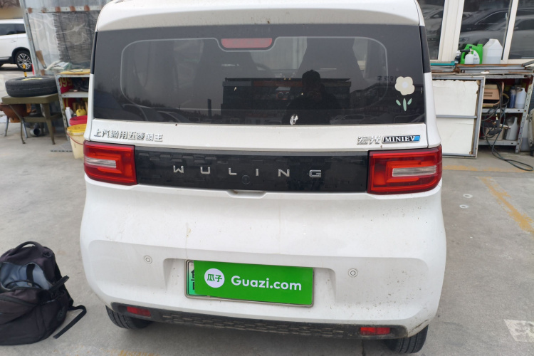 五菱汽车 宏光MINIEV 2022款 轻松款 三元锂车身外观6