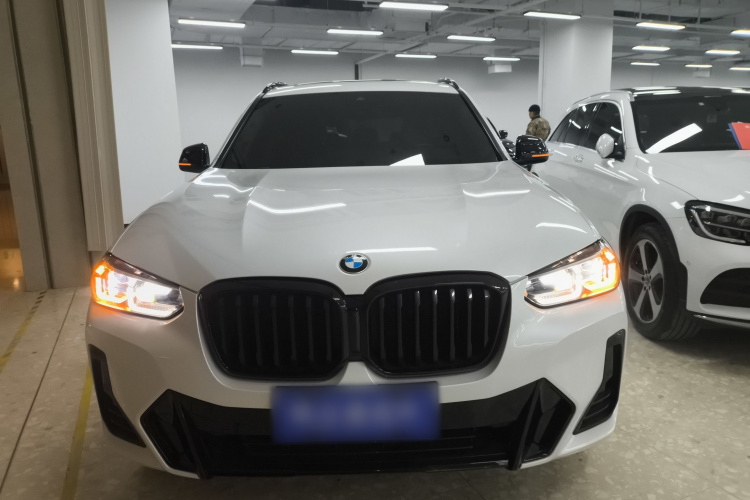 宝马X3 2022款 xDrive30i 领先型 M曜夜套装车身外观6001