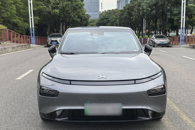 小鹏P7 2022款 480N+车身外观6003