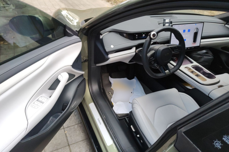 小米汽车 小米SU7 2024款 后驱长续航智驾版中控内饰7003