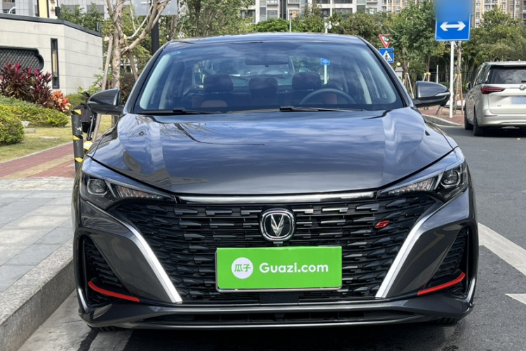 长安 逸动 2024款 PLUS 蓝鲸NE 1.4T GDI DCT高能版车身外观6001