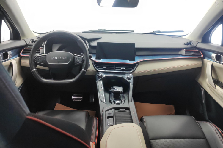 领克06 2020款 1.5T 耀Halo中控内饰12