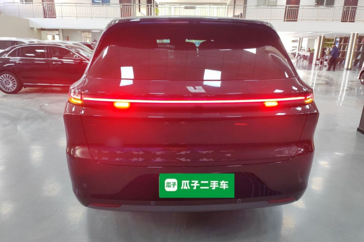 理想汽车 理想L6 2025款 Pro 智能焕新版车身外观6