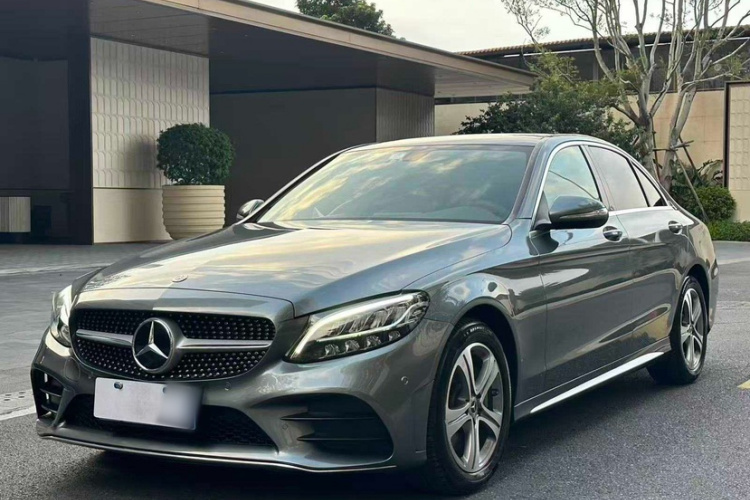 奔驰C级 2020款 C 260 L 运动版车身外观6009