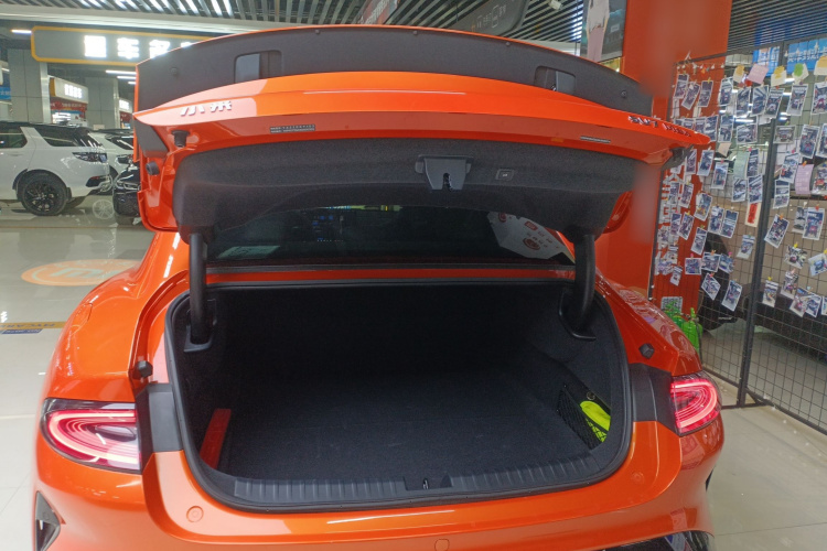 小米汽车 小米SU7 2024款 四驱超长续航高阶智驾Max版机舱底盘23