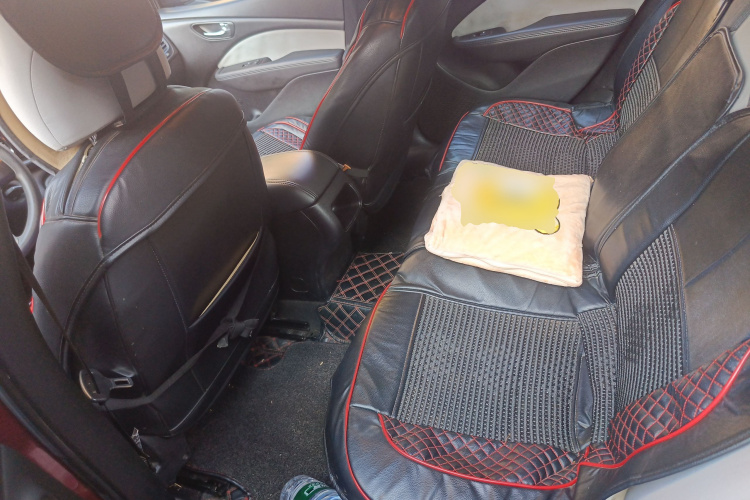 菲亚特 菲翔 2015款 1.4T 手动悦享版中控内饰21