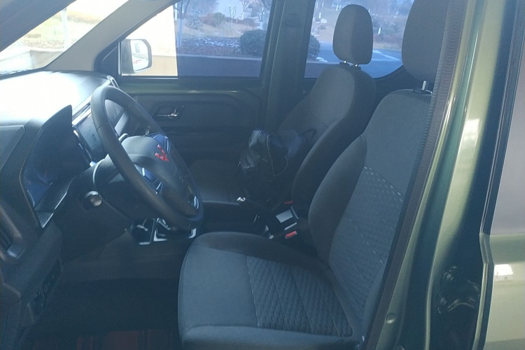 五菱汽车 五菱征途 2021款 1.5L进取型LAR局部细节19