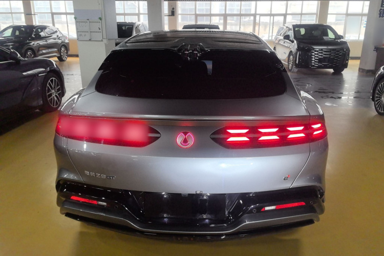 腾势Z9GT 2024款 1100四驱Pro版车身外观6