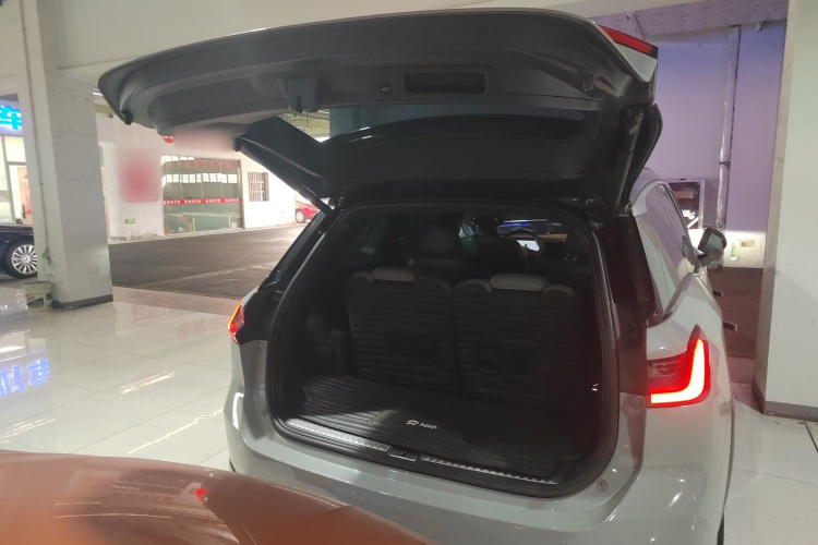 蔚来ES8 2020款 580KM 签名版 六座版局部细节23