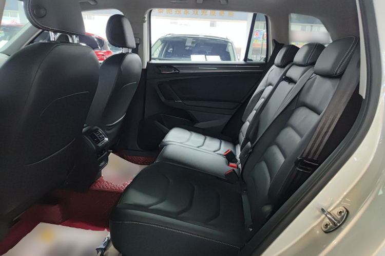 大众 途观L 2021款 330TSI 自动两驱R-Line越享版中控内饰7004