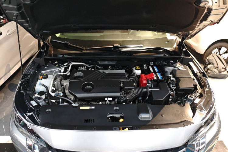 日产 轩逸 2023款 改款 1.6L CVT悦享版机舱底盘24