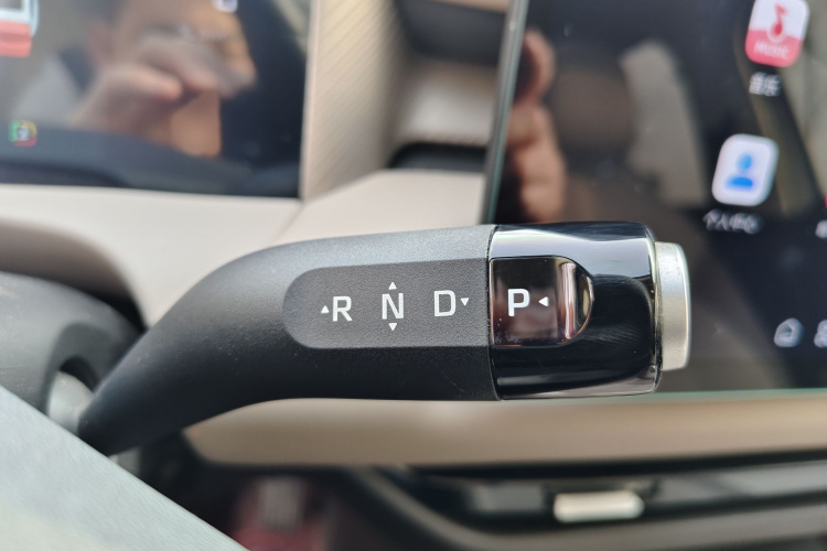 名爵 MG ES5 2025款 525max 后驱智驾版局部细节18