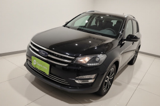 众泰 大迈X5 2018款 智能互联版 1.5T CVT尊贵型