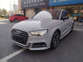 奥迪A3 2018款 30周年年型 Limousine 35 TFSI 运动型