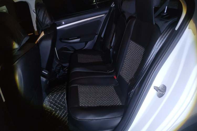 大众 宝来 2020款 1.5L 自动时尚型中控内饰21