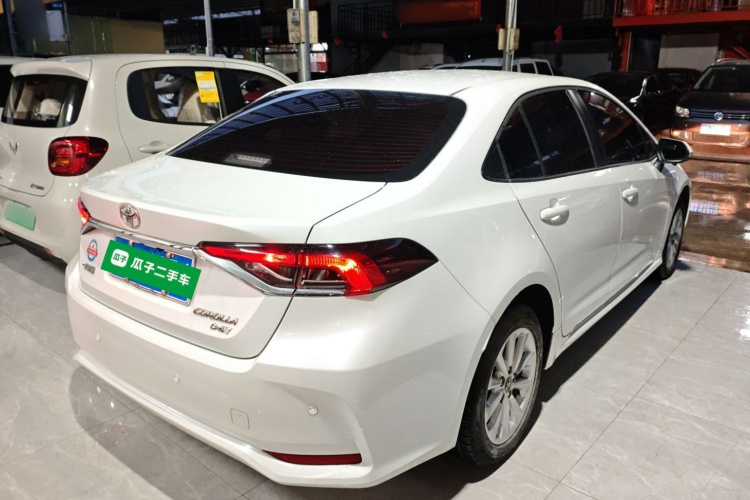 丰田 卡罗拉 2021款 1.2T S-CVT精英PLUS版车身外观6005
