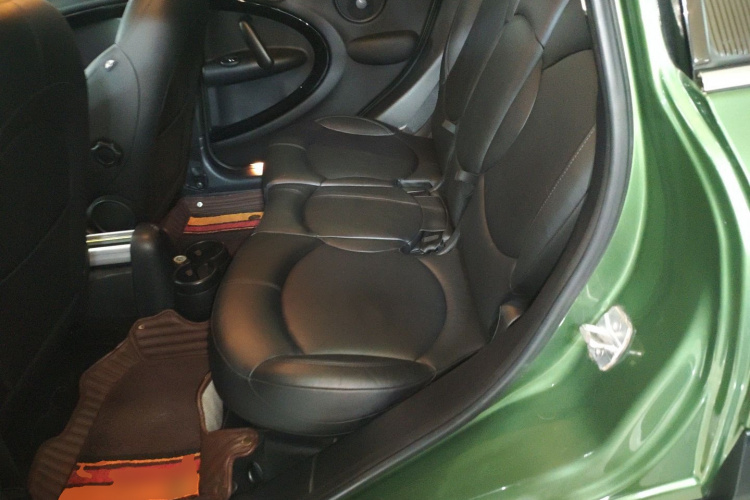 MINI Countryman 2014款 1.6T COOPER ALL4 Excitement中控内饰21