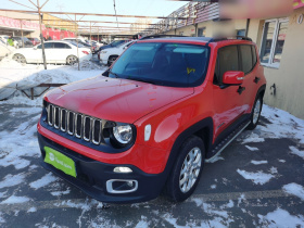 Jeep 自由侠 2018款 互联大屏版 180T 自动高能版