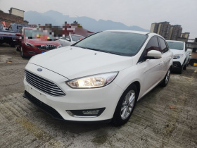 福特 福克斯 2015款 三厢 EcoBoost 180 自动精英型