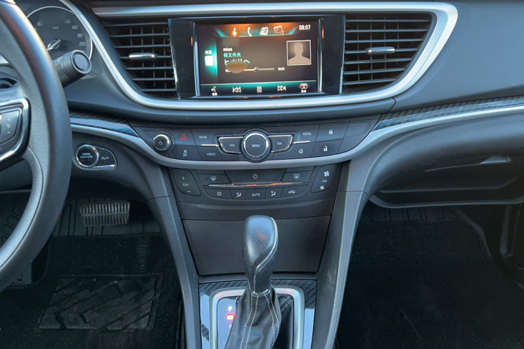 别克 英朗 2015款 15N 自动豪华型局部细节16
