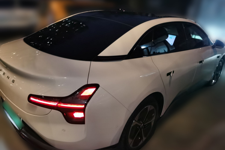 小鹏MONA M03 2024款 620 超长续航车身外观6005