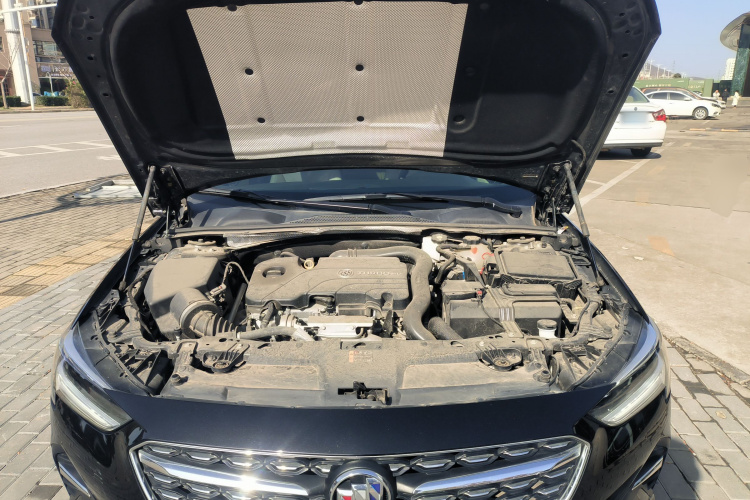 别克 君威 2021款 552T 精英型机舱底盘24