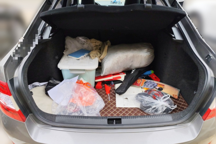 斯柯达 明锐 2017款 1.6L 自动智行版中控内饰23