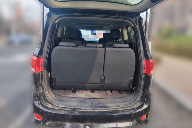 上汽大通MAXUS 大通G10 2018款 PLUS 2.4L 手动精英版中控内饰23