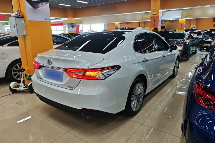 丰田 凯美瑞 2019款 2.5G 豪华版 国VI车身外观6002