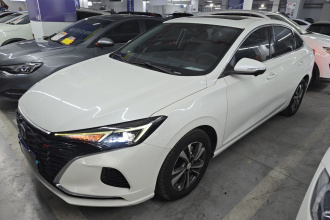 长安 逸动 2021款 PLUS 蓝鲸NE 1.4T GDI DCT尊贵型