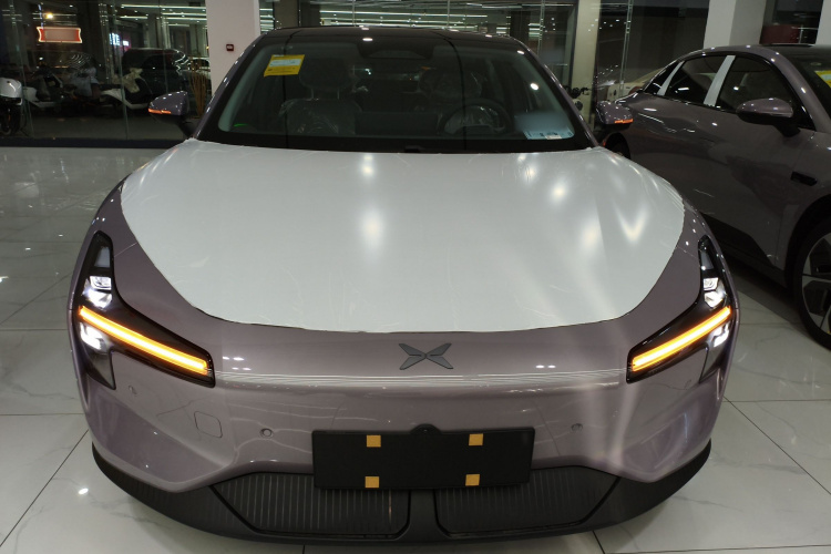 小鹏MONA M03 2025款 620 超长续航 Plus车身外观2