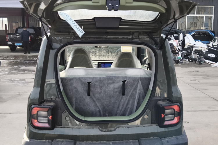 吉利银河 2025款 210km 熊猫骑士局部细节23