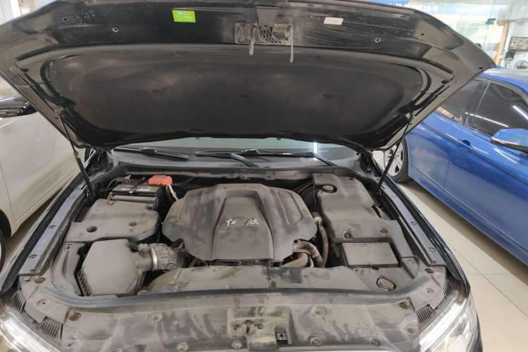 红旗H7 2018款 1.8T 舒适版机舱底盘24