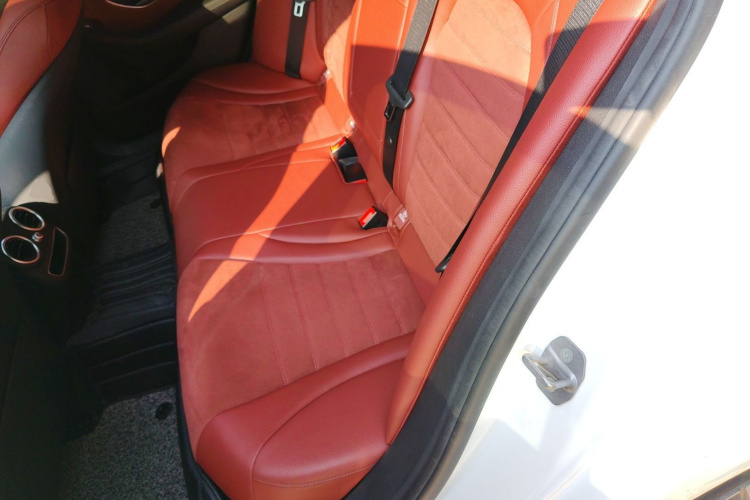 奔驰C级 2021款 C 260 星耀臻藏版中控内饰21