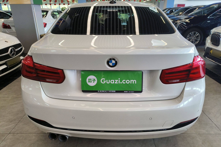 宝马3系 2019款 320Li 时尚型车身外观6