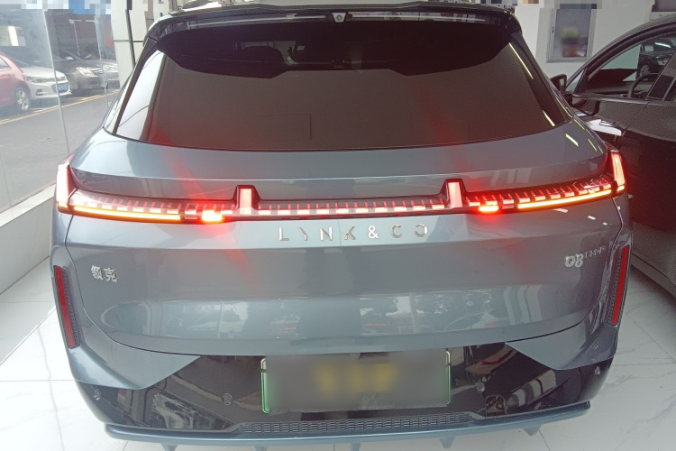 领克08 EM-P 2025款 245km 超长续航Halo车身外观6