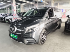奔驰V级 2021款 V 260 L 长轴距豪华版