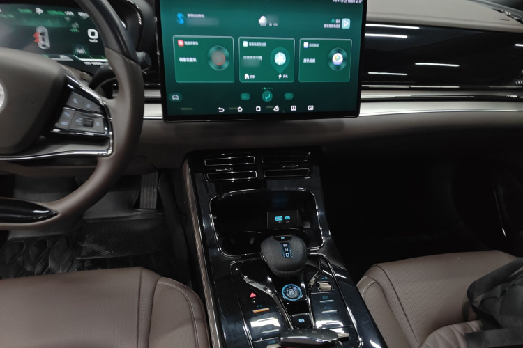 比亚迪 汉 2023款 EV 冠军版 506KM前驱尊贵型中控内饰12