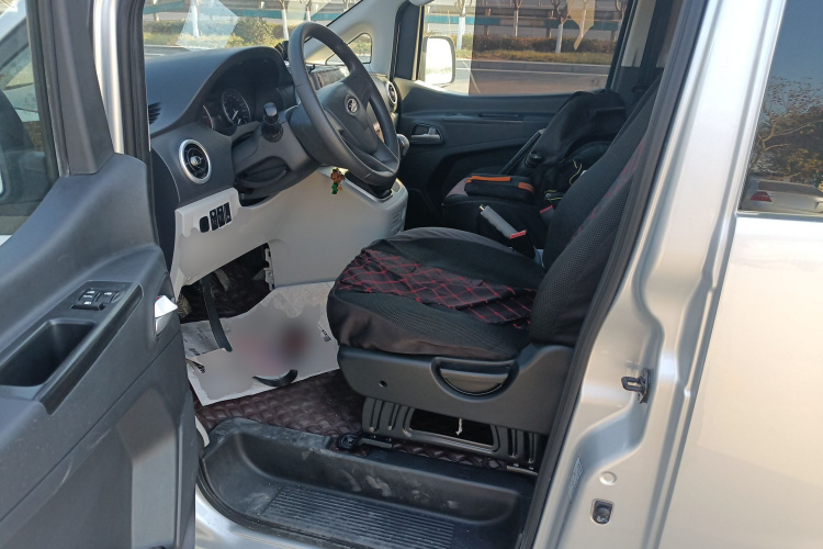 江淮瑞风 瑞风M3 2023款 PLUS 1.5T 5/7座经典版中控内饰19