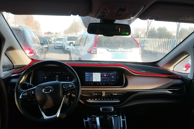 广汽传祺 传祺M6 2019款 270T 自动尊贵版（七座）国V中控内饰7002