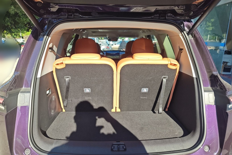 零跑汽车 零跑C16 2024款 增程 200激光雷达版中控内饰23